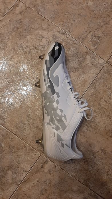 Продавам joma propulsion