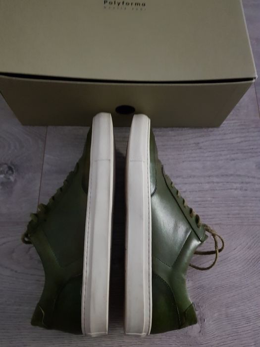 Vand pantofi sport Polyforma