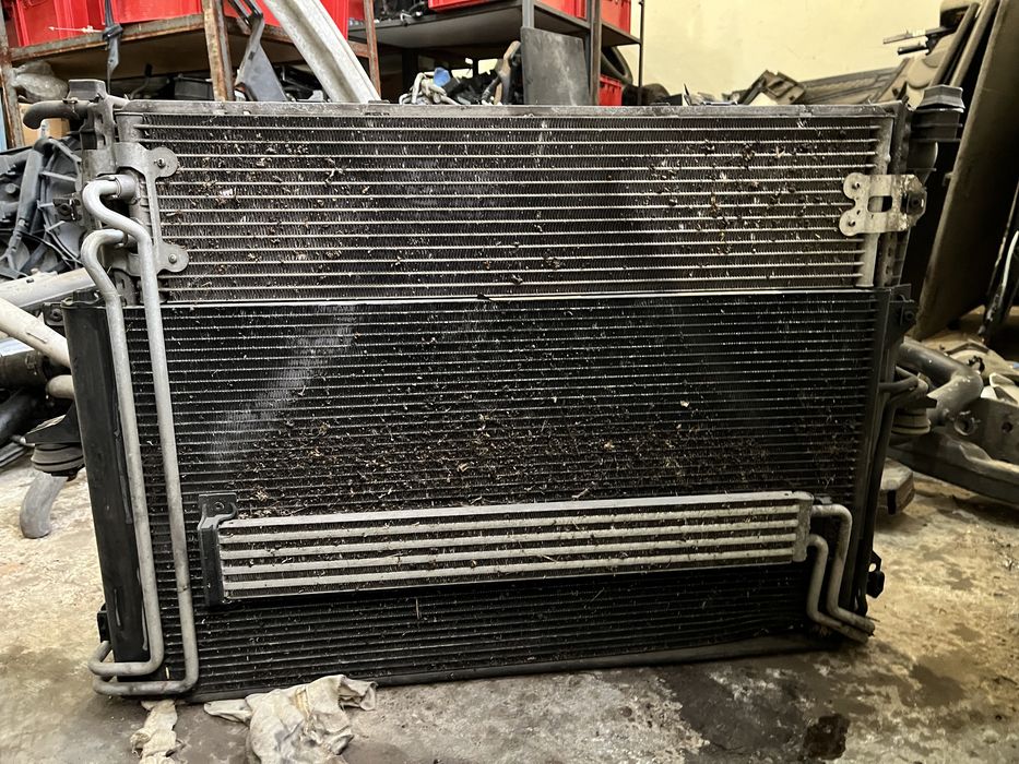 Радиатор перки с дифузьор за Audi Q7 Porsche Cayenne VW Touareg