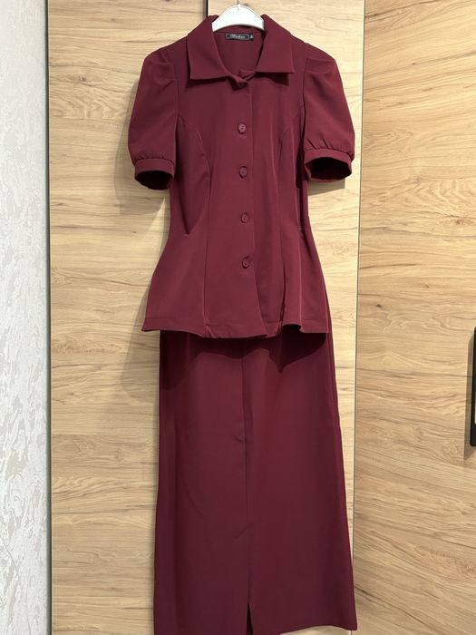 Бордовая костюм-двойка
