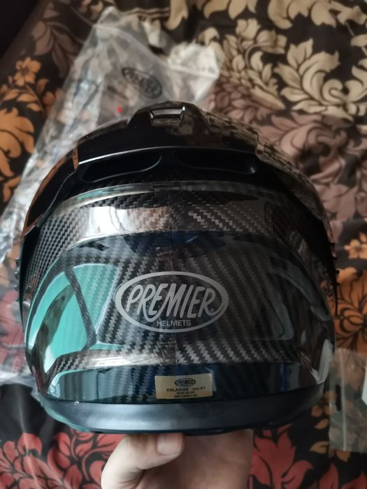 Карбонова Каска за мотор Premier Hyper Carbon 2 броя