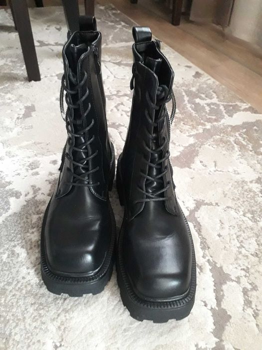 Черни дамски ботуши