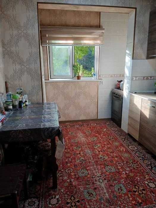 Юнусабад, 6-квартал — продаётся квартира 4-хона 4-комнат