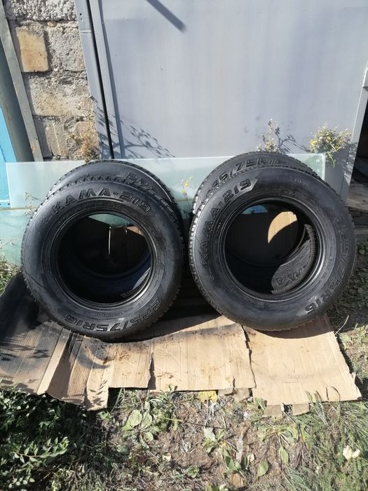Продам шины  225/75/R16