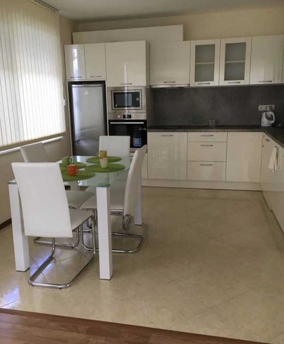 Дава се под наем Двустаен апартамент в Бургас, Сарафово - 78 кв.м за 102 € - Снимка #6