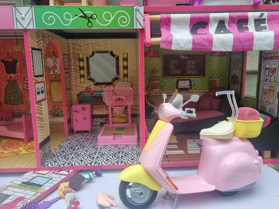 ПРОМОЦИЯ: 250 лева! Триетажна дървена къща за кукли Барби/ Barbie Ki