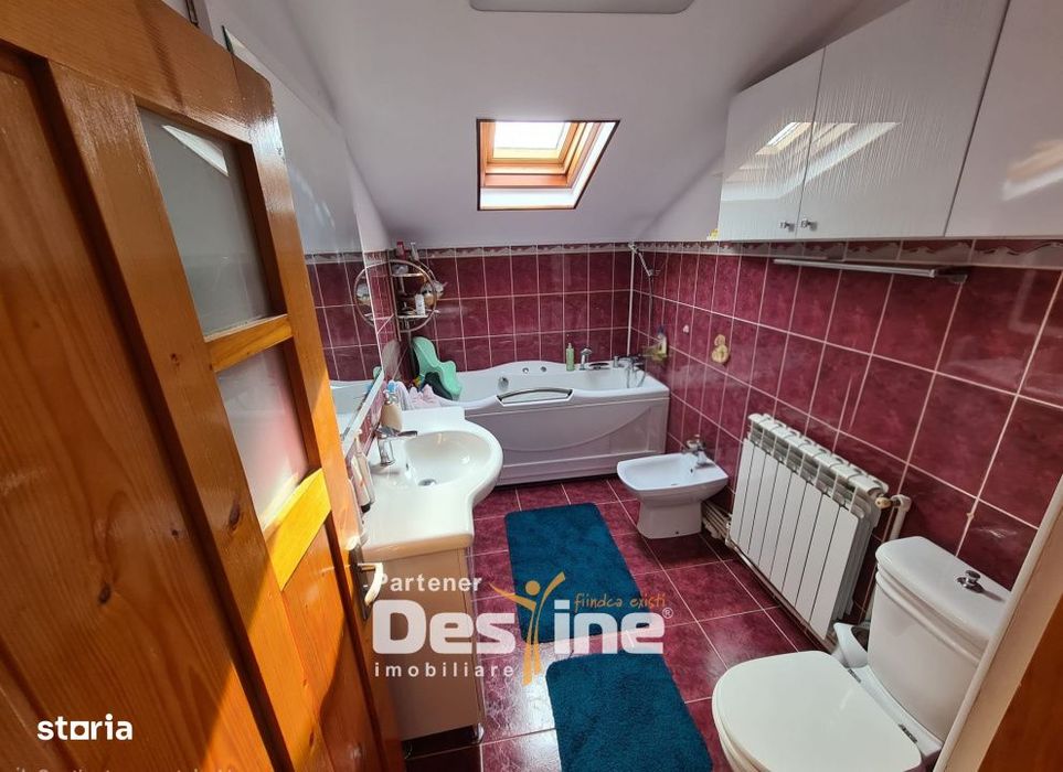 Casa individuala 96,50 mp utili, P+M - 175 mp teren - curte, utilitati