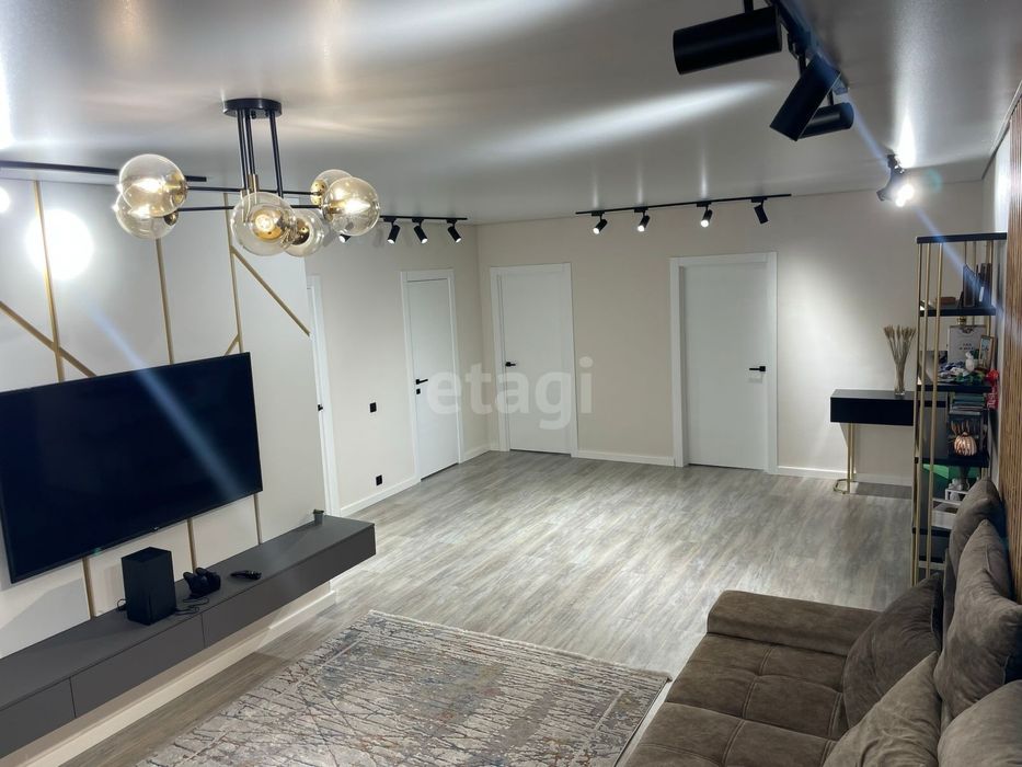 Береке мкрн 4 комн 133кв. С ремонтом