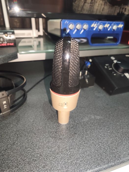 Original AKG C3000B студийный микрофон хорошем состоянии