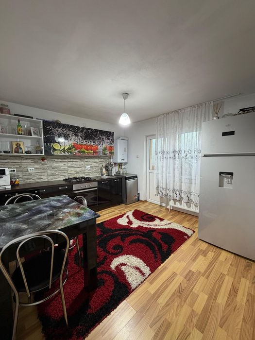 Vând apartament în centrul orașului