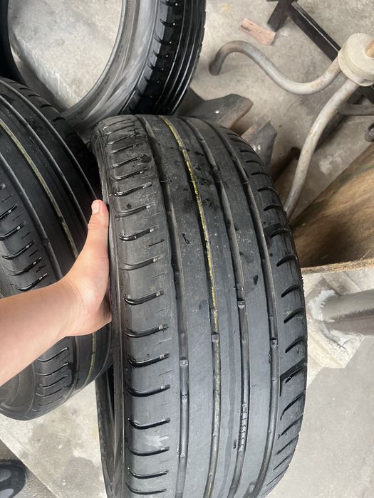 Продам летнюю резину 215/55/17