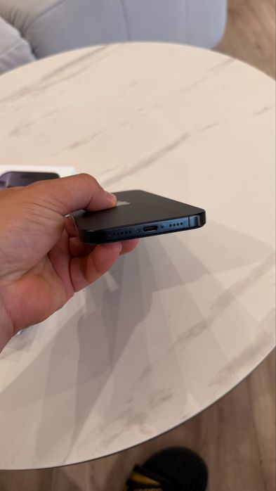 Apple IPhone 16 Pro Max Гаранционен