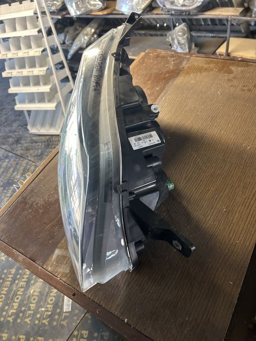 Десен фар за peugeot boxer