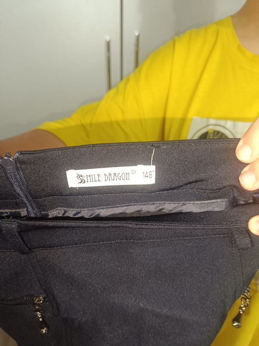 Отдам юбку школа