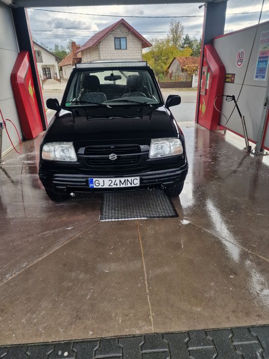 Suzuki Grand Vitara 2001 benzină, 4.300 € — imagine 5