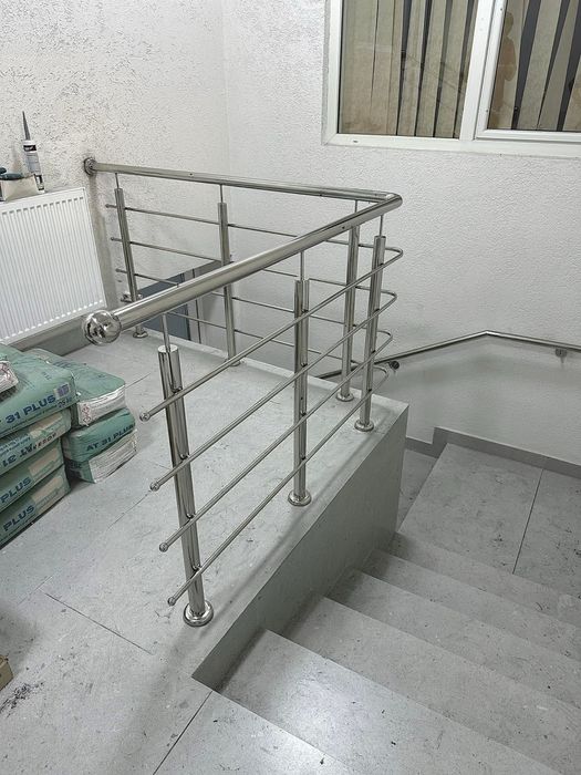 Balustrade de inox si sticlă