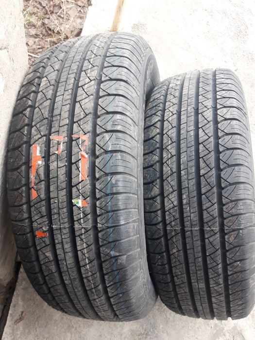 Продам шины.  Резину 275/70R16