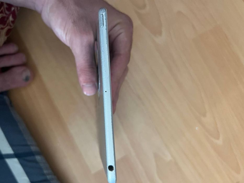 Ipad mini 5 sotiladi
