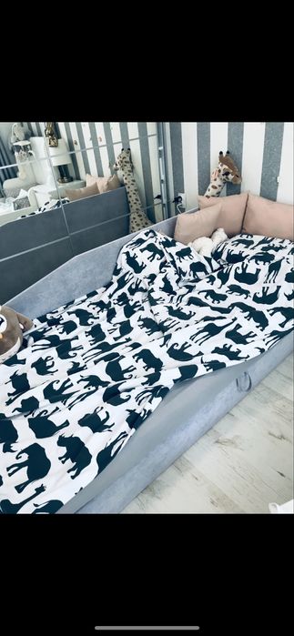 Тапицирано легло