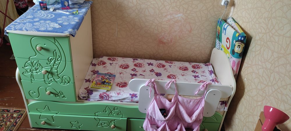 Продам кровать для новорожденного!!