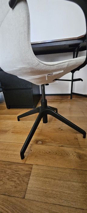 Scaun birou IKEA LÅNGFJÄLL, ca nou