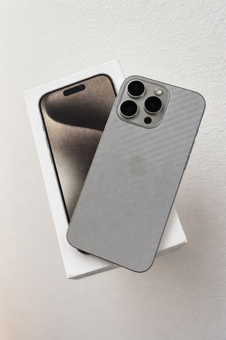 Iphone 15pro 128 natural titanium