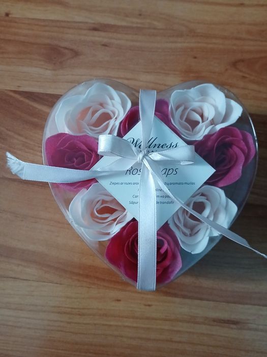 Vand aranjament flori sapun