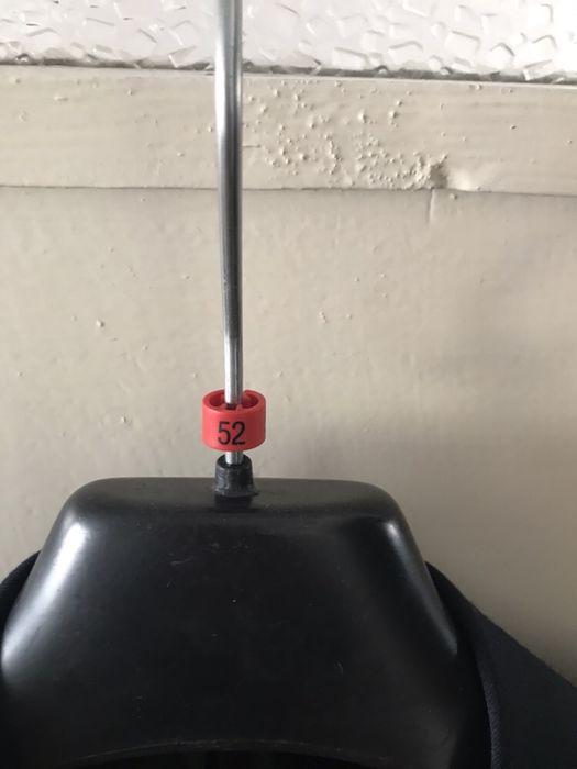 Мъжки официален костюм