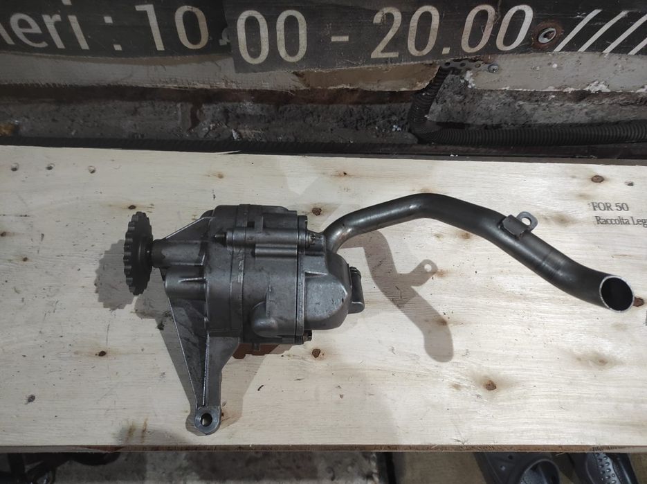 Pompa ulei Mercedes c class