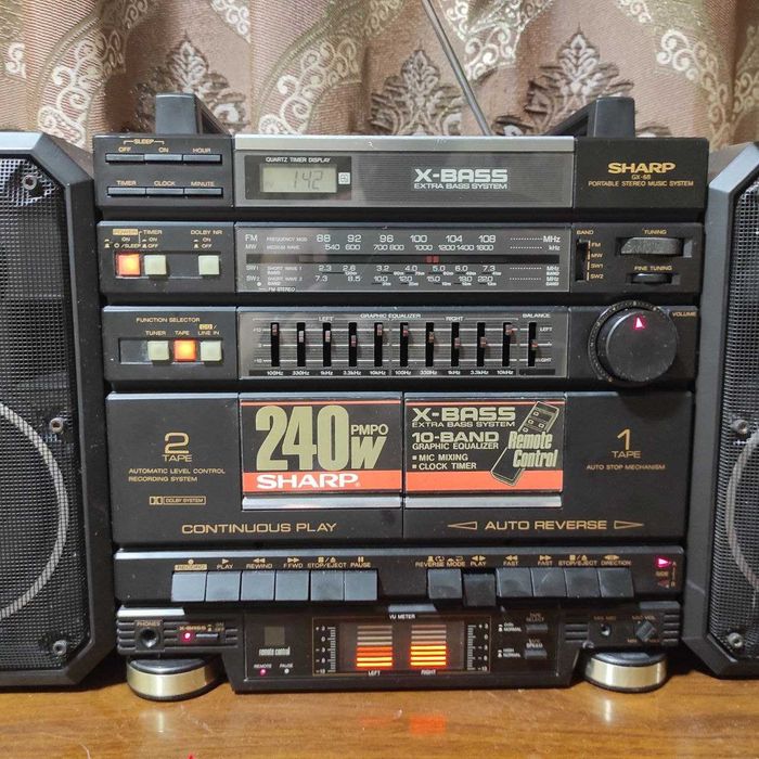 Магнитола Sharp gx-68z Sanyo C-35