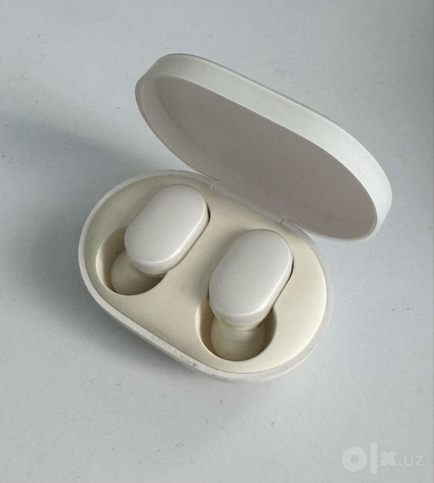 Беспроводные наушники Xiaomi Redmi AirDots / Mi True Wireless (белые)