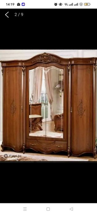 Шифоньер и туалетный столик