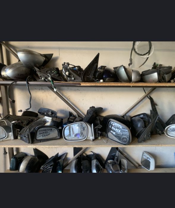 Боковые зеркала на все модели уточняйте цену