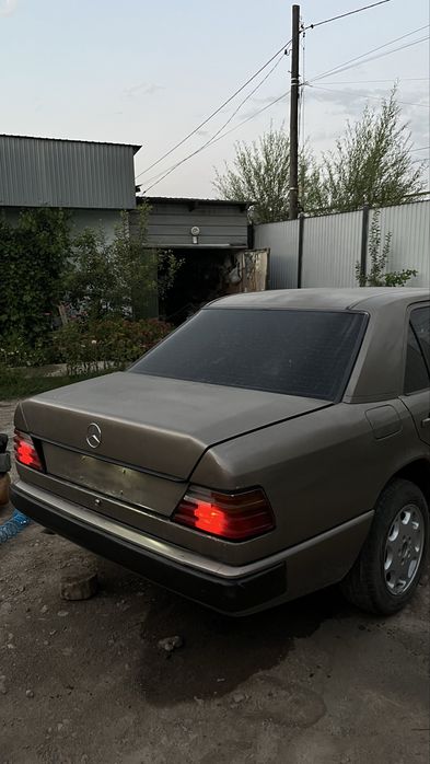 Mercedes e230 в хорошем состоянии