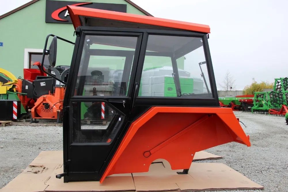 Cabina Universala Tractor Complet Echipata Fiat Ursus  Noua