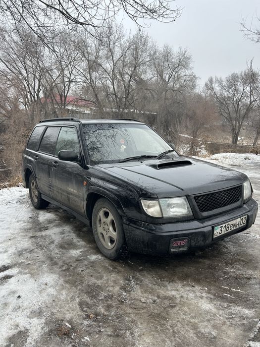 Субару форестер SF5