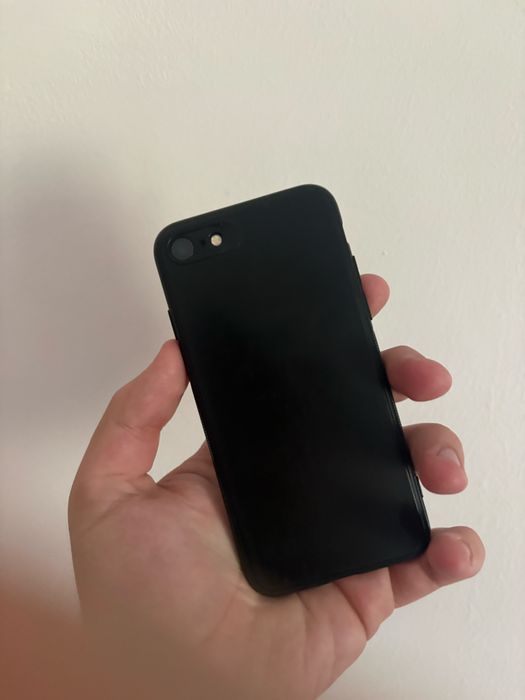 Vand iphone se 2022 URGENT!!