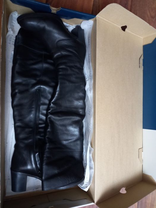 Продам зимние сапоги