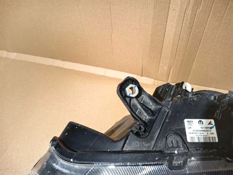 Фар за Fiat Doblo / Фиат Добло