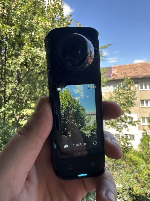 Insta 360 x4 - camera 360 cu stick invizibil