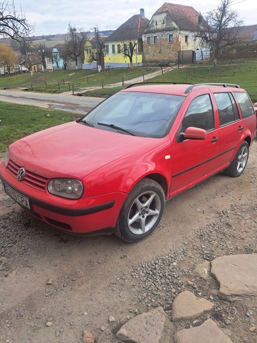Vând golf 4 an 2003