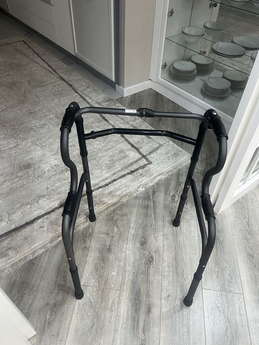 Ортопедические ходунки