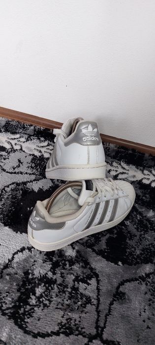 Adidaşi Superstar mărimea 37