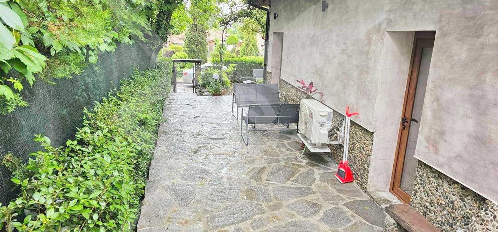 Продава се Къща в Хисаря - 100 кв.м за 3200 €/кв.м - Снимка #2