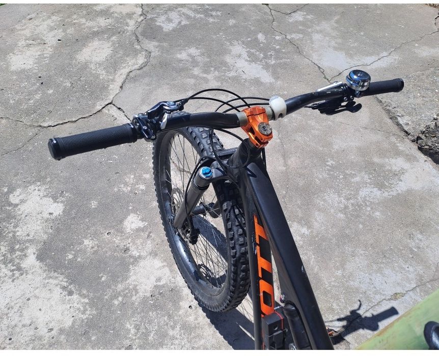 Продавам употребяван планински велосипед Scott -Genius, Full suspension