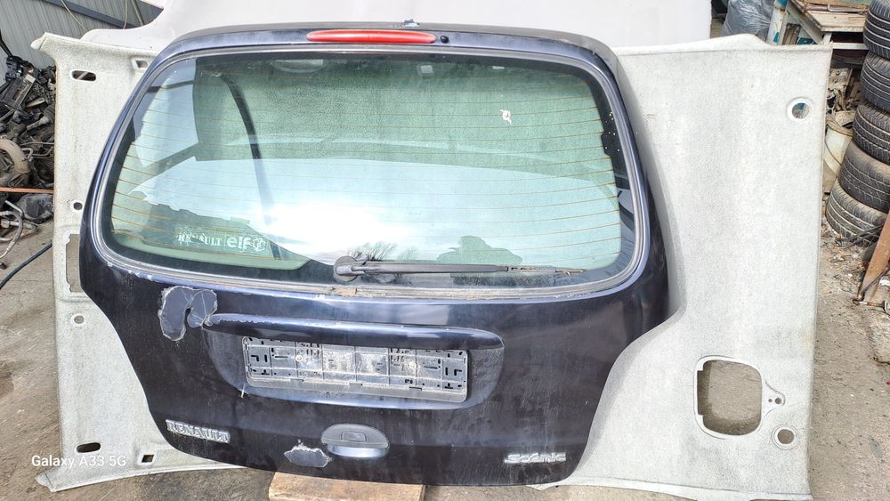 Заден Капак Задна Врата Рено Сценик 2 Renault Scenic 2