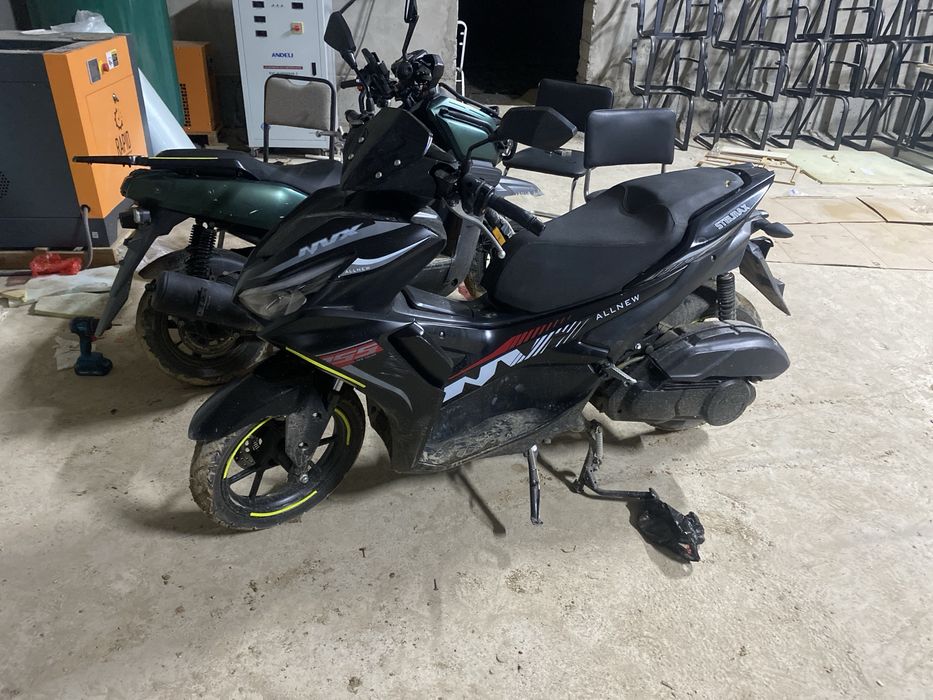 moto skuter yamaxa 175kub