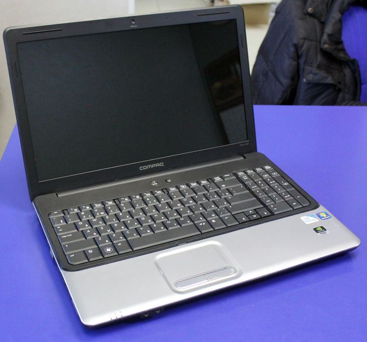 Продам ноутбук .