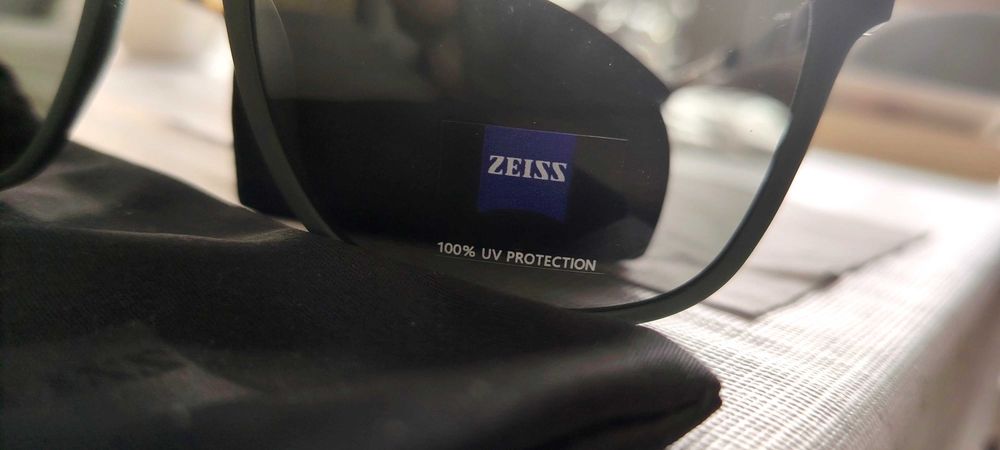 Оригинални слънчеви очила ZEISS ZS25557S Matte Green