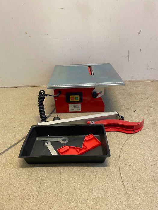 129908	Машина за плочки 600W ø180mm RD-ETC20